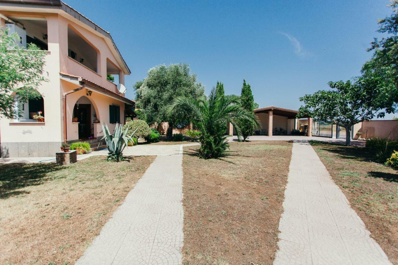 Domus Leonardo-private Free Parking * Fiumicino